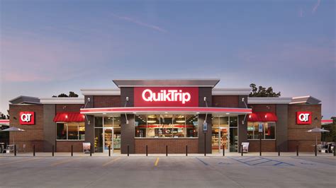 Welcome to QuikTrip #913, 4151 Stacy Rd. At QuikTrip, our signature customer service starts with our employees. QuikTrippers are dedicated to providing top notch customer service with a smile, and always being the best they can be. QuikTrip is a convenience store and gas retailer, featuring QT Kitchens® inside each store.